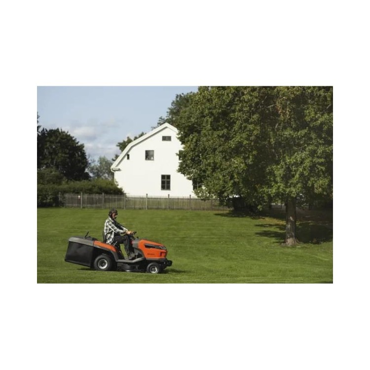 Traktor ogrodowy Husqvarna TC 220T